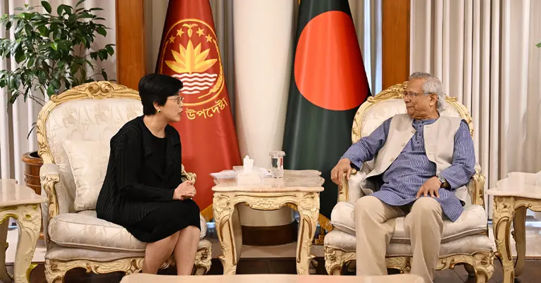 প্রধান উপদেষ্টার সঙ্গে থাইল্যান্ডের রাষ্ট্রদূত